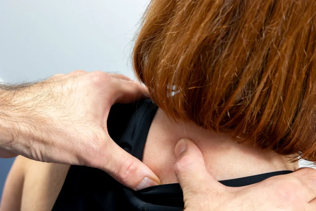 neck pain physiotherapy treatment hamilton 1